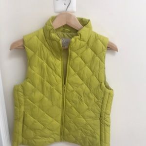 Loft Vest, muted green
